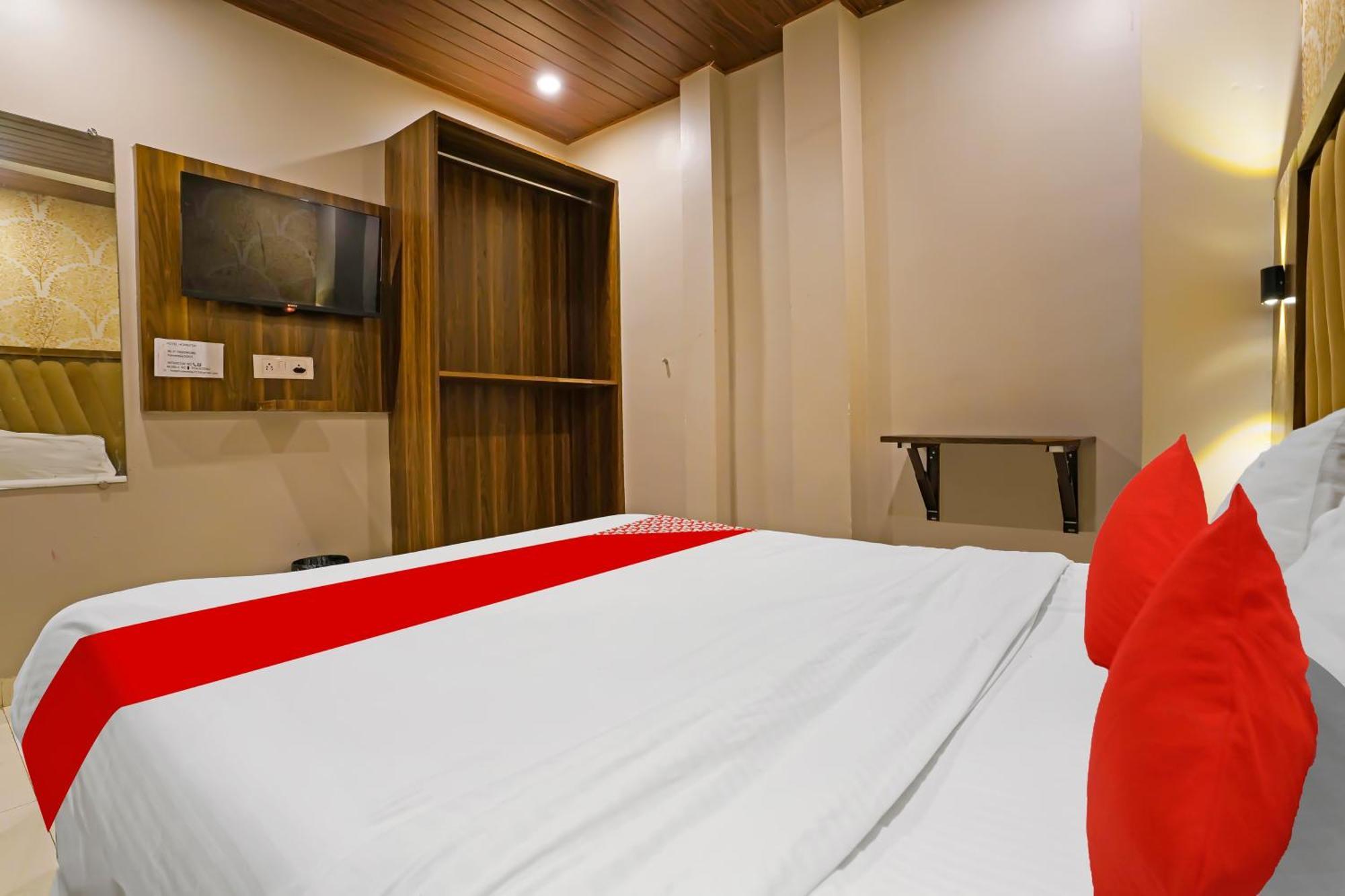 Super Hotel O Homestay Andheri East Bombaim Exterior foto
